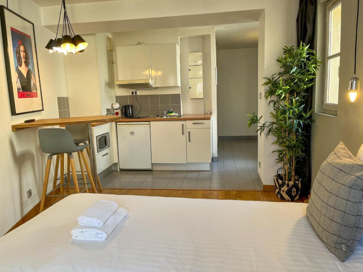 דירות Charmant Studio Dans Un Immeuble Paris 5 מראה חיצוני תמונה